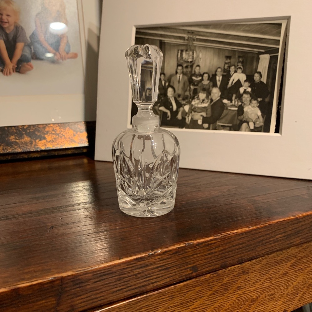 Waterford Dresser Bottle with Stopper - Picture 7 of 8